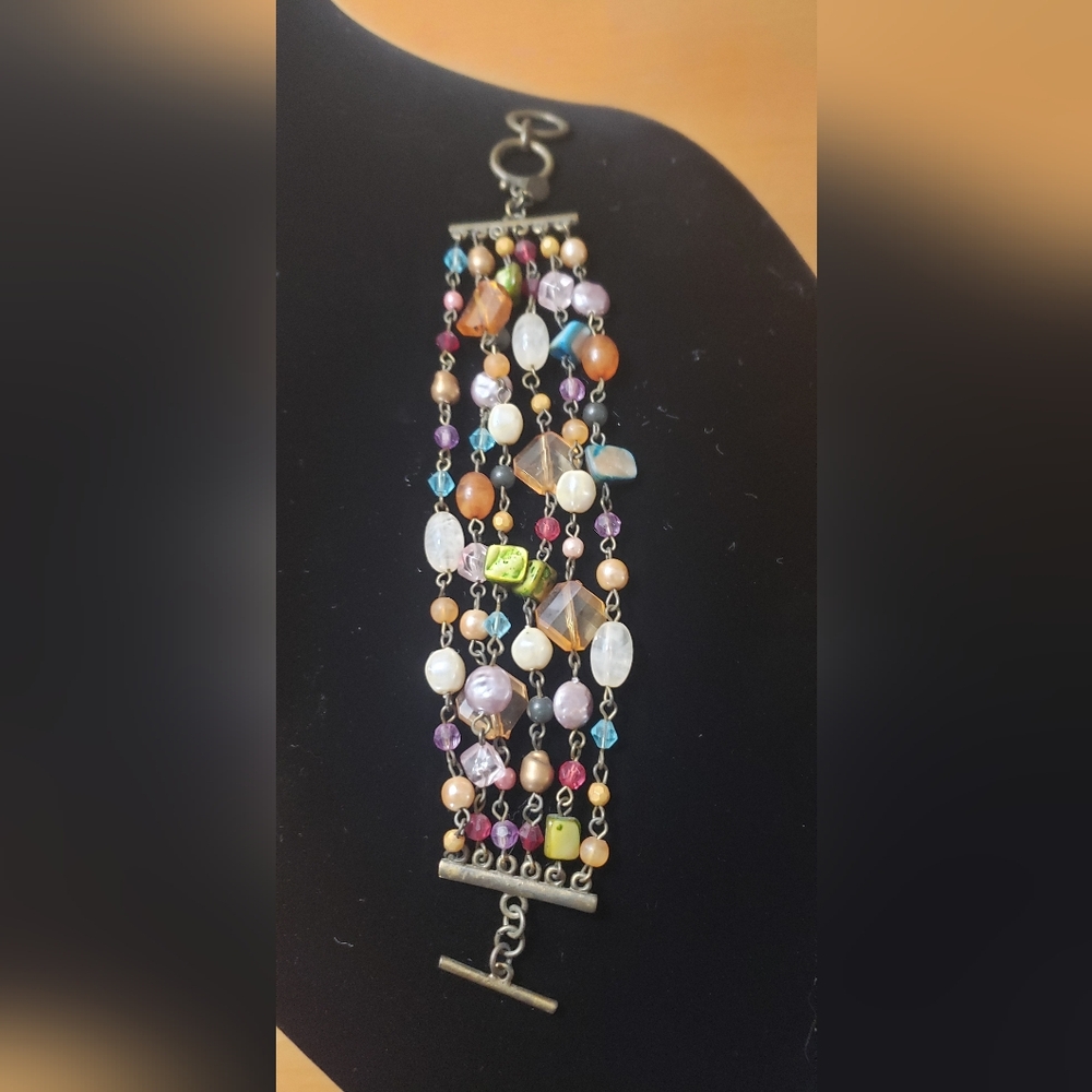 Multi colored bracelet